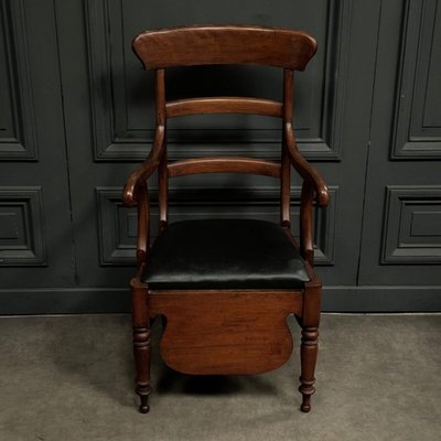 Poltrona commode inglese in mogano del XIX secolo, seduta nera