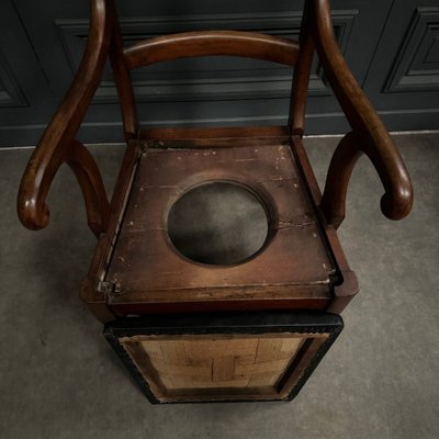 Poltrona commode inglese in mogano del XIX secolo, seduta nera