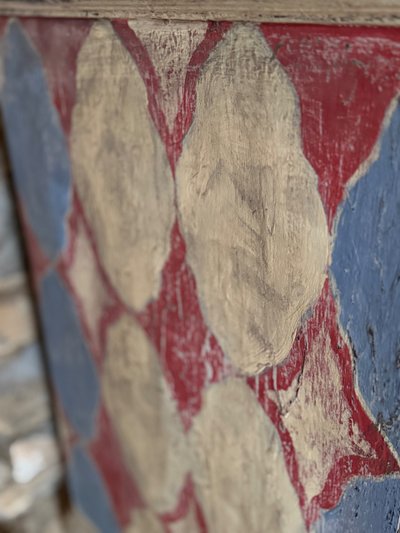 Napoleon III chest of drawers dating from the 19th century enhanced with pretty colored patterns and patina