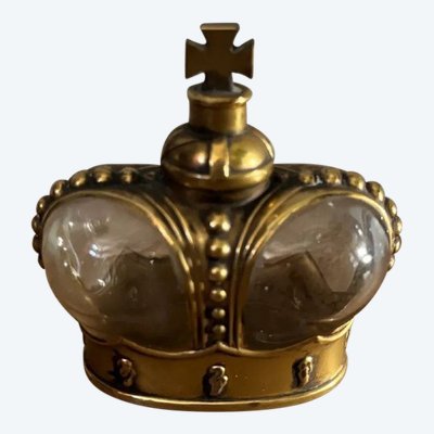 Prince of Matchabelli bottle in bronze and glassware