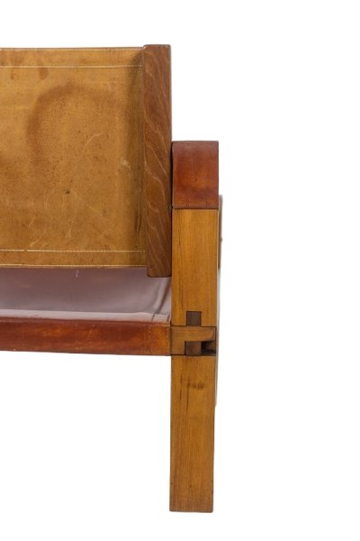 Pierre Chapo. Paire de fauteuils modèle S10X en orme. Circa 1970. LS63302609P