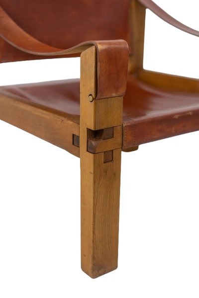 Pierre Chapo. Paire de fauteuils modèle S10X en orme. Circa 1970. LS63302609P