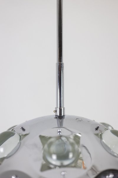 Oscar Torlasco.  Lampadario “Satellite” in metallo cromato. Anni '70. Codice articolo: LS6354918G
