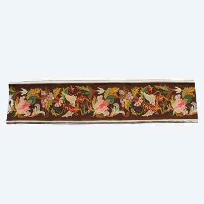 Tapestry valance with griffins, bunches of grapes and flowers in the Renaissance style