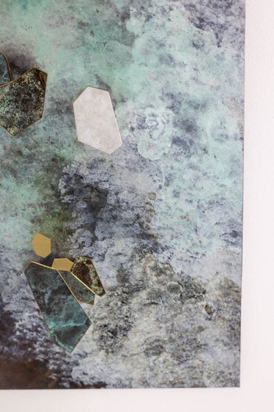 Decorative panel entitled “Fragmentations – VIII”. Work of an artisan. LS63772109/2