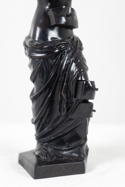 Salvador Dali. « Vénus de Milo aux tiroirs » en bronze. Année 1988 LS63873507L