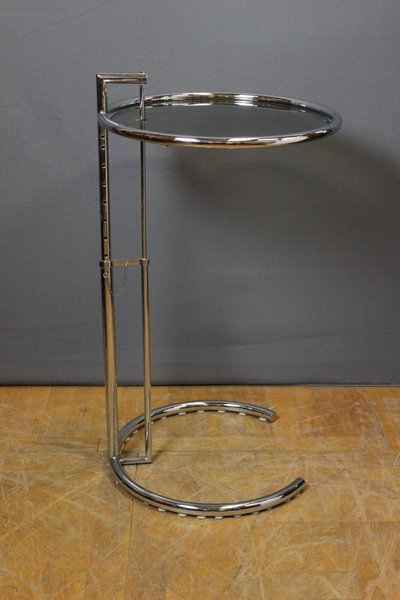 Table à Hauteur Réglable Dans Le Goût d'Eileen Gray
