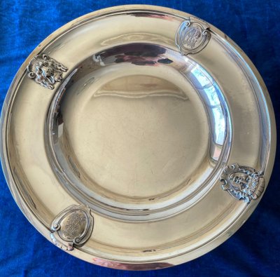 Semi-hollow solid silver dish.