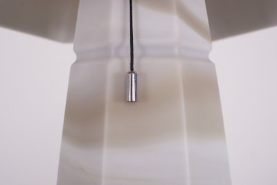 Lampe en verre marbré « Carrara » Peill & Putzler.