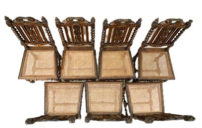 7 chaises