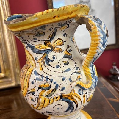 Ancienne cruche de Pesaro du XVIIIe siècle. Fabrication Callegari et Casali. H 23 