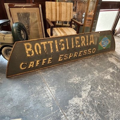 Ancienne grande enseigne en métal peint « Bottiglieria » de la fin du 19ème siècle. en fer. Taille 270 x 57 