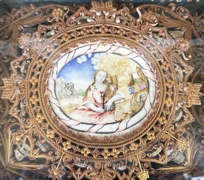 Papal Paperolles Reliquary with a Representation of Mary Magdalene - 18th Century