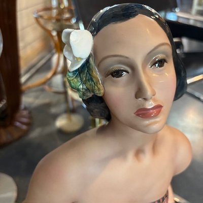 Grande scultura  “ Noa Noa “Le Bertetti Torino anni 30 . H 42 L50 prof 30