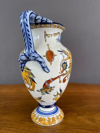 Paire De Vases Gien Inspiration Renaissance Italienne XIXe Siècle