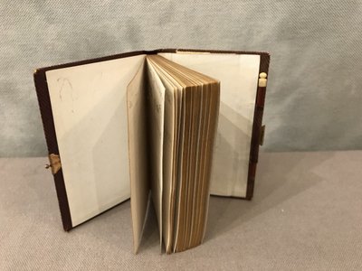 Piccola carta da ballo intarsiata del XIX secolo 