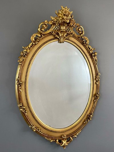 Specchio ovale in legno dorato Napoleone III
