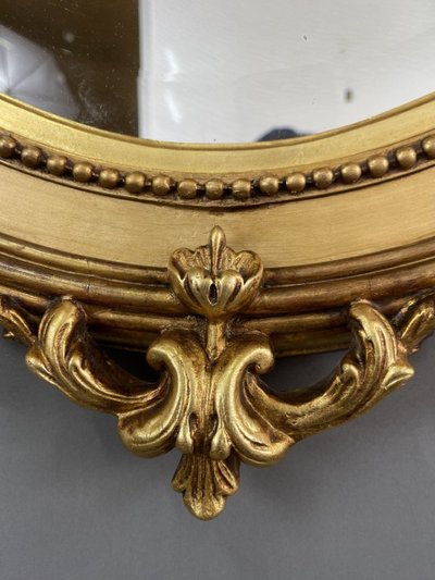 Specchio ovale in legno dorato Napoleone III