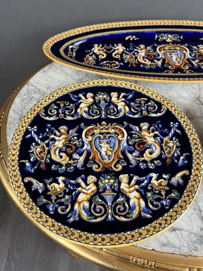 Set Of Three 20th Century Renaissance Style Gien Earthenware Plates