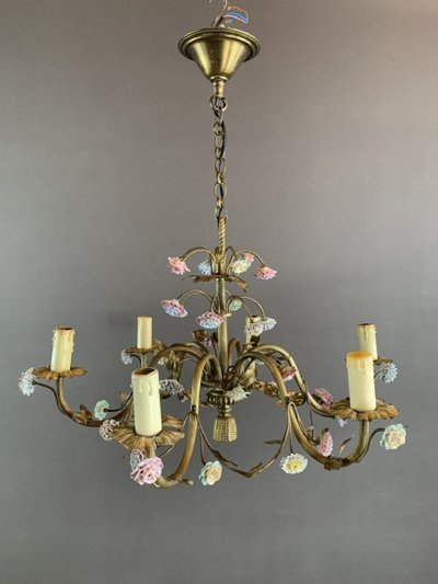 Lampadario floreale in porcellana e ottone del XX secolo