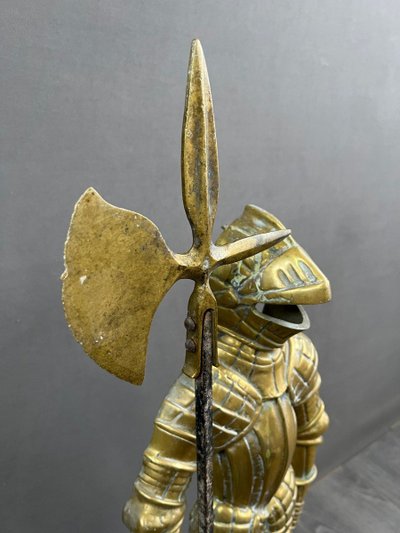 Statue En Bronze D’un Guerrier En Armure XXe Siècle