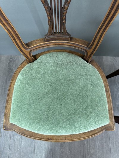8 Chaises Vintage En Bois Avec Assise En Velours Vert XXe Siècle