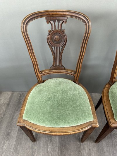 8 Chaises Vintage En Bois Avec Assise En Velours Vert XXe Siècle