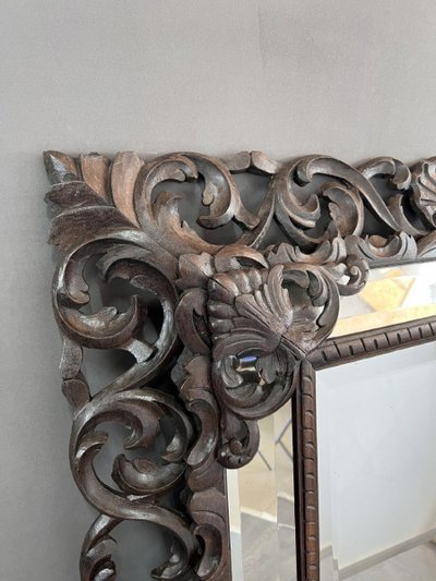 Grande specchio in legno intagliato, stile barocco, XIX secolo