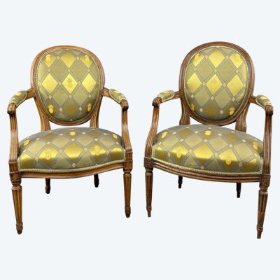 Paire De Fauteuils Louis XVI En Bois Sculpté, Fin XIXe Siècle