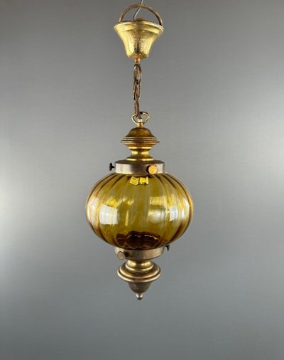 Paire De Suspensions Lanternes Vintage En Verre Soufflé Ambre, XXe Siècle