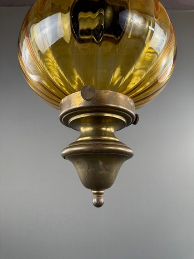 Paire De Suspensions Lanternes Vintage En Verre Soufflé Ambre, XXe Siècle
