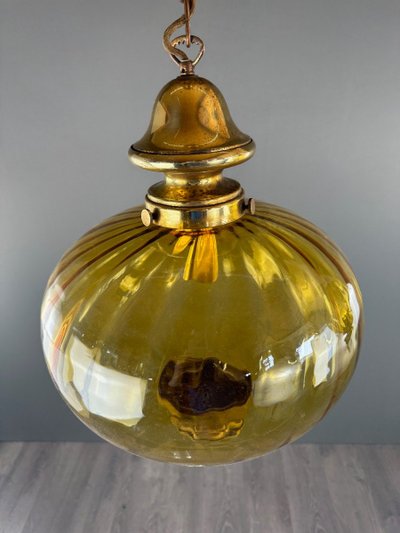 Paire De Suspensions Lanternes Vintage En Verre Soufflé Ambre, XXe Siècle