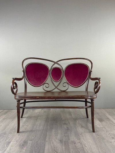Canapé De Style Art Nouveau Par Thonet, XXe Siècle