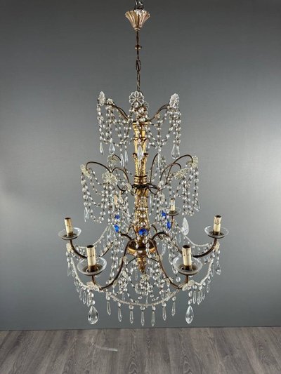 Italian Crystal And Gilded Wood Chandelier, Early 20th Century