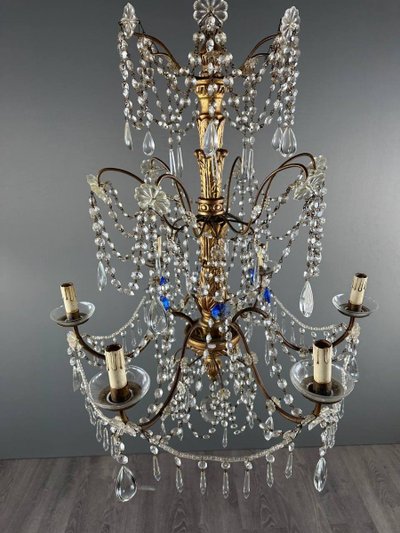 Italian Crystal And Gilded Wood Chandelier, Early 20th Century