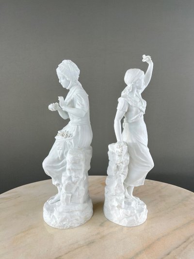 Paire De Sculptures En Biscuit, Signées G. Lévy (1820-1899), XIXe Siècle