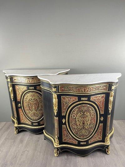 Paar Boulle-Möbelschränke mit Intarsienarbeit, Epoche Napoleon III