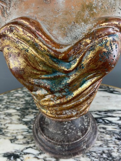 Busto femminile in terracotta, Italia, XX secolo