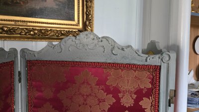 Paravento in legno intagliato in stile Regency del XIX secolo