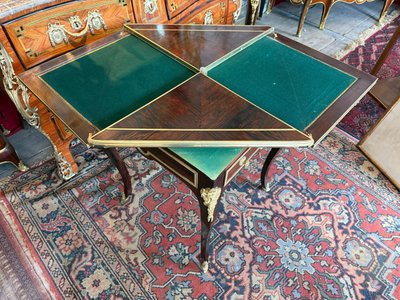 19TH CENTURY GAMBLING TABLE FROM THE HOUSE OF LAMPRE IN PARIS