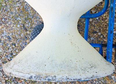 Grey concrete diabolo planter in the Willy Guhl style from the 1970s