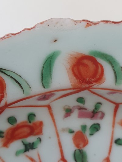 Late Qing Chinese porcelain Bencharong pedestal dish 