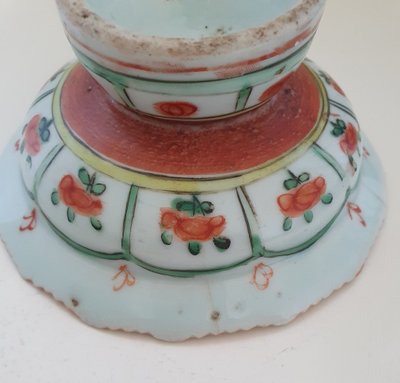 Late Qing Chinese porcelain Bencharong pedestal dish 