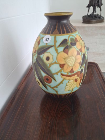 Ceramic ovoid vase signed Charles CATTEAU /KERAMIS BOCH