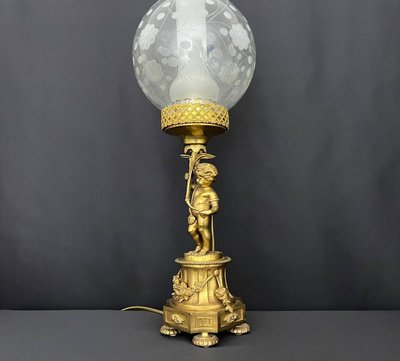 Lampe De Style Napoléon III En Bronze Doré Et Verre Gravé