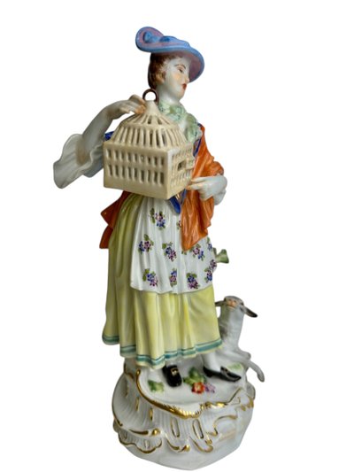Meissen - Figure En Porcelaine Bergère avec cage à oiseaux
