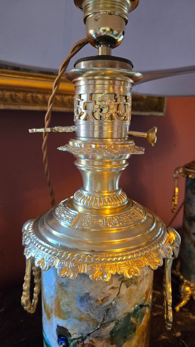 Coppia di lampade a barbottina di D.Grenet, con montatura giapponese in bronzo dorato, 1880 circa.