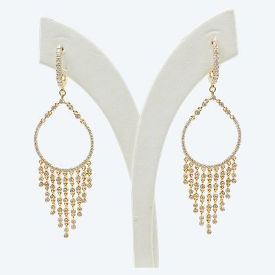 Boucles d'oreilles pendantes à pampilles en or jaune et diamants 