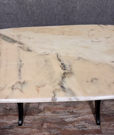 Inghilterra : Grande tavolo in marmo con base laccata nera
