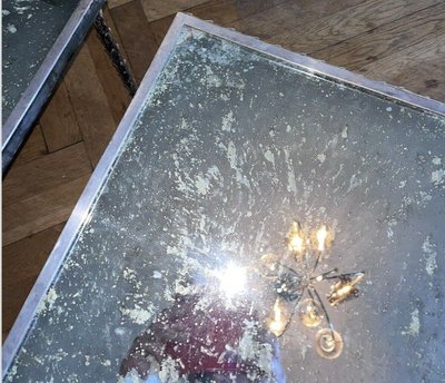 Tavolino tripartito in bronzo Maison CHARLES con vassoi e specchio